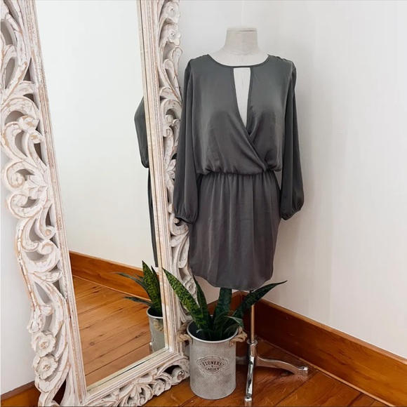 Forever21 dress - Picture 2 of 5